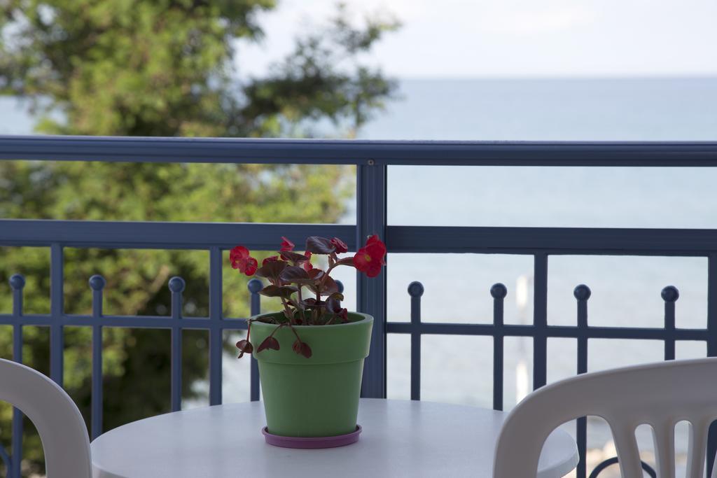 Arion Hotel Скала-Потамиас Экстерьер фото